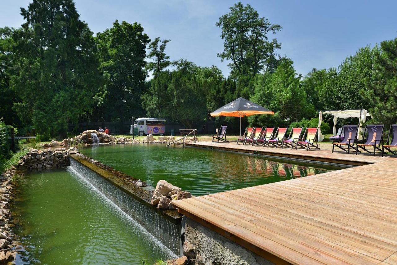 Chateau Loucen Garden Retreat Экстерьер фото