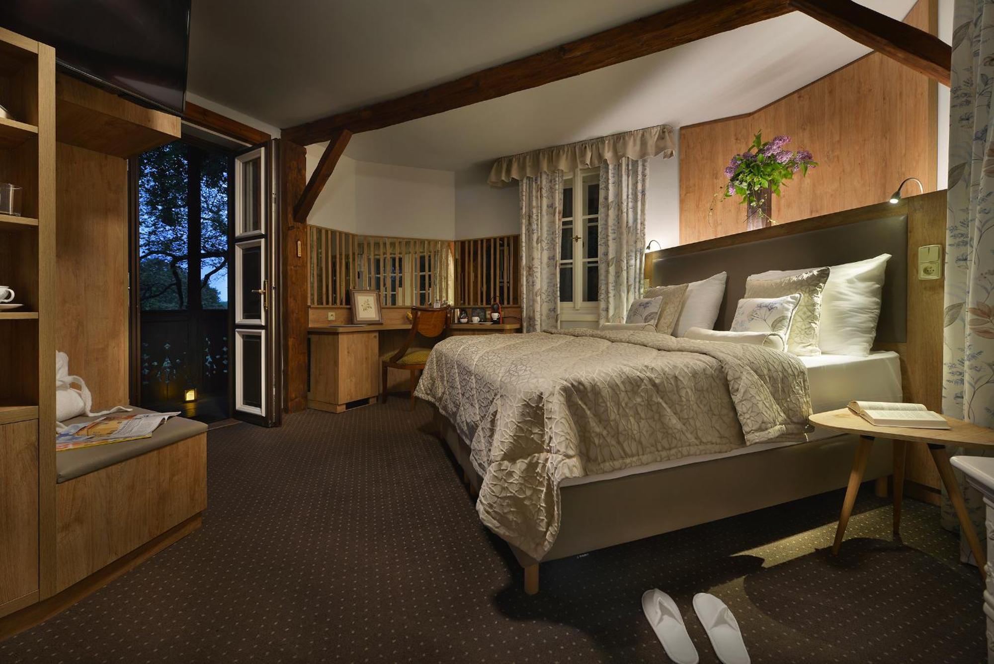 Chateau Loucen Garden Retreat Экстерьер фото