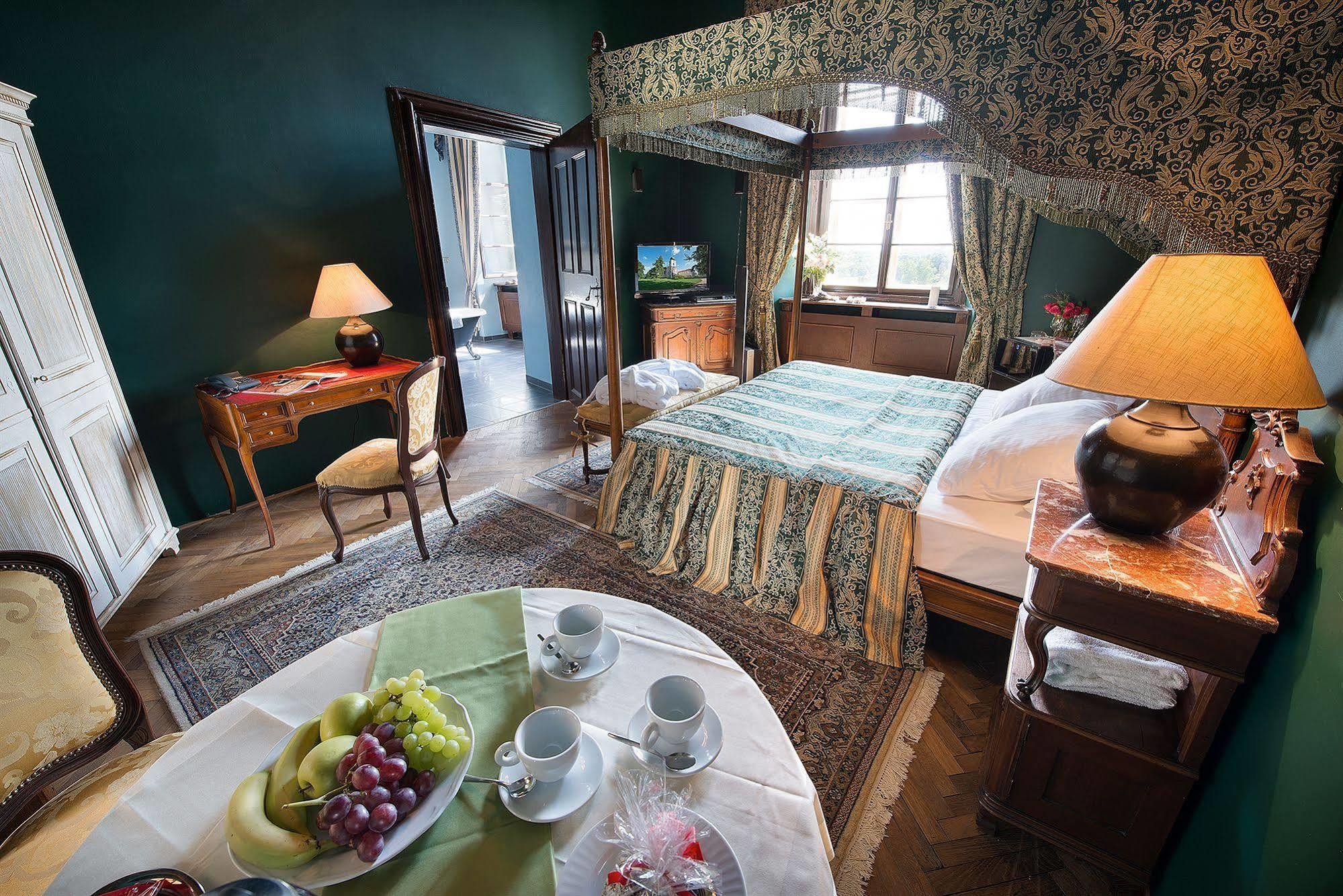 Chateau Loucen Garden Retreat Экстерьер фото